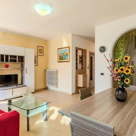 Claudia By Interhome * Malcesine